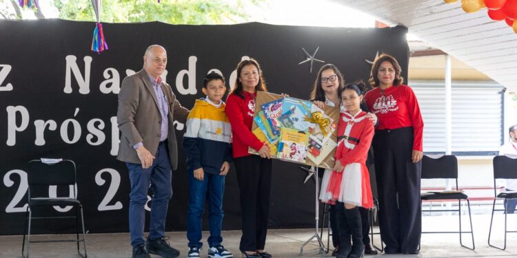 Fomentan en estudiantes el diálogo y la escritura creativa con Maratón por la Lectura
