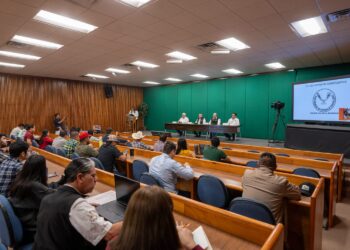 Capacita la UAT a ganaderos para la detección del gusano barrenador