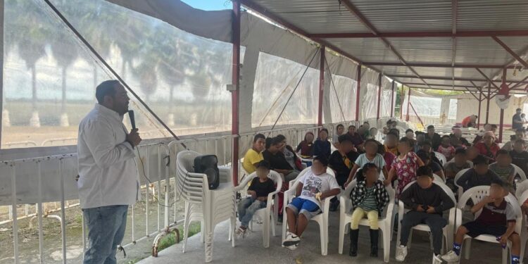 PPLs de CEDES Matamoros elaboran y donan piñatas a familias migrantes