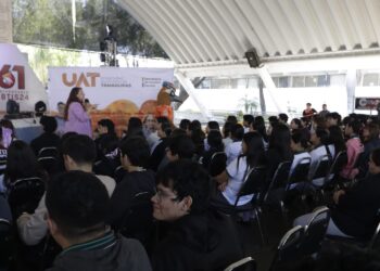 La UAT fortalece la vocación de los jóvenes con el taller Cumpliendo mi Sueño