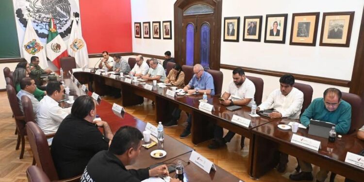 Refuerzan seguridad para festejos de fin de año