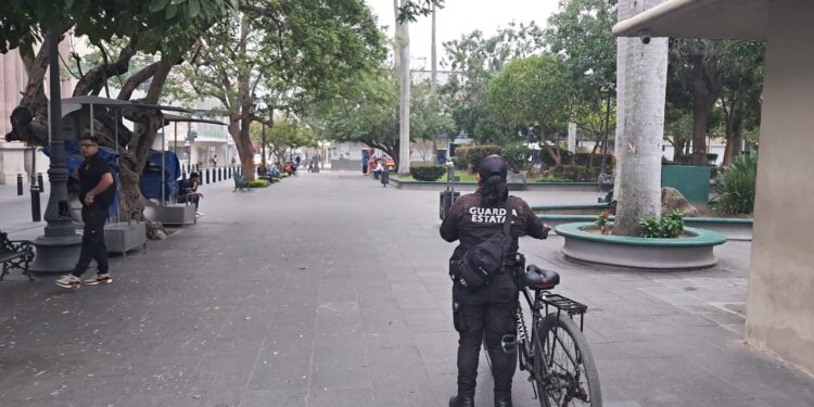 Mantiene Grupo Delfines de la Guardia Estatal proximidad en áreas naturales y comerciales