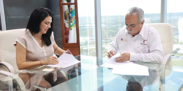 Firma Desarrollo Rural convenio del programa Nutrimar-Común con el municipio de Tampico