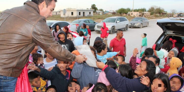 CEDES Matamoros lleva convivencia de Día de Reyes a familias vulnerables