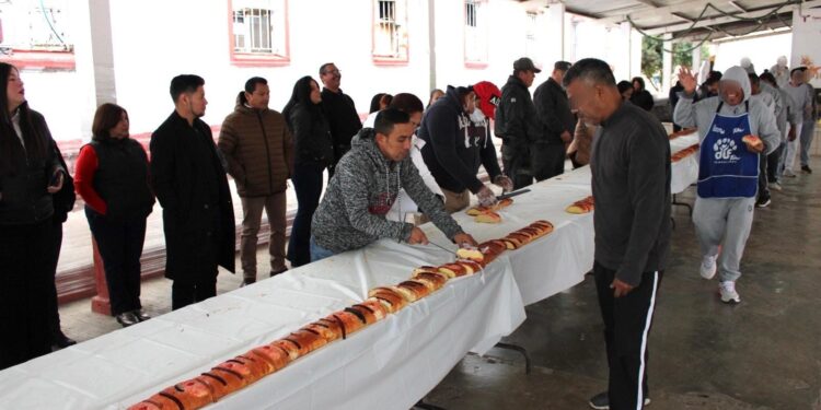 Realiza CEDES Victoria mega rosca