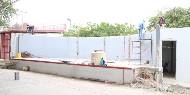 Fortalece Américo infraestructura educativa en escuelas de nivel superior