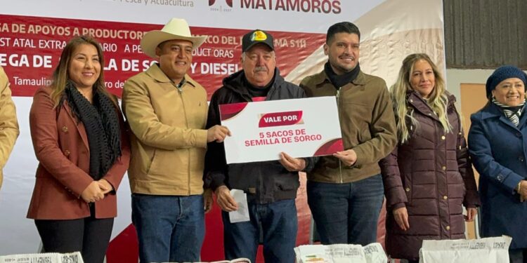 Impulsa gobierno el campo tamaulipeco con la entrega de semilla y diésel