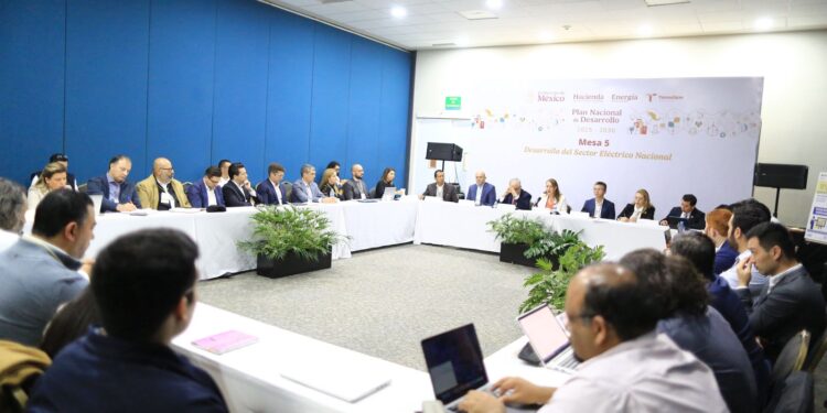 La Secretaría de Energía realizó en Tampico Foro de Consulta para la elaboración del PND 2025-2030