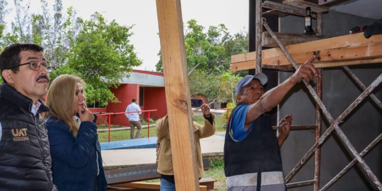 Rector de la UAT supervisa en el Campus Sur obras de infraestructura