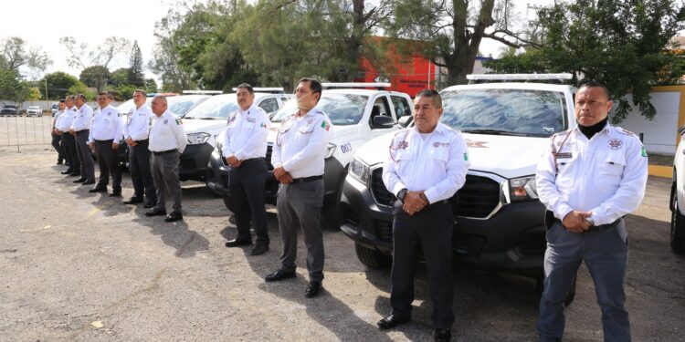 Inaugura Américo Museo de Geología y entrega parque vehicular a Tránsito en Ciudad Madero