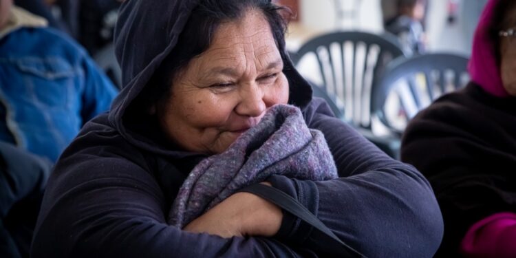 Abriga DIF Tamaulipas a familias vulnerables ante las bajas temperaturas