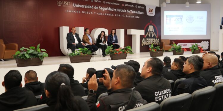Tránsito Estatal y Guardia Estatal de Apoyo Carretero reciben Taller de Delitos Carreteros