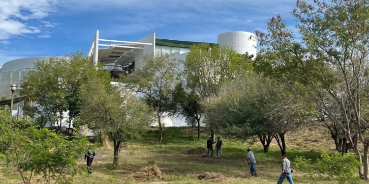 Implementa CPBT acciones contra contaminación visual y accidentes