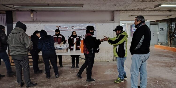 Guardia Estatal de Género aplica Plan Tamaulipas en Central de Autobuses de Victoria