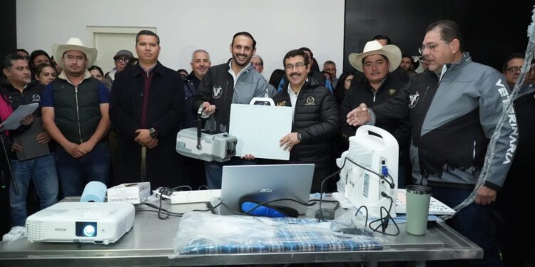 Equipa la UAT con alta tecnología Hospital Veterinario de Grandes Especies