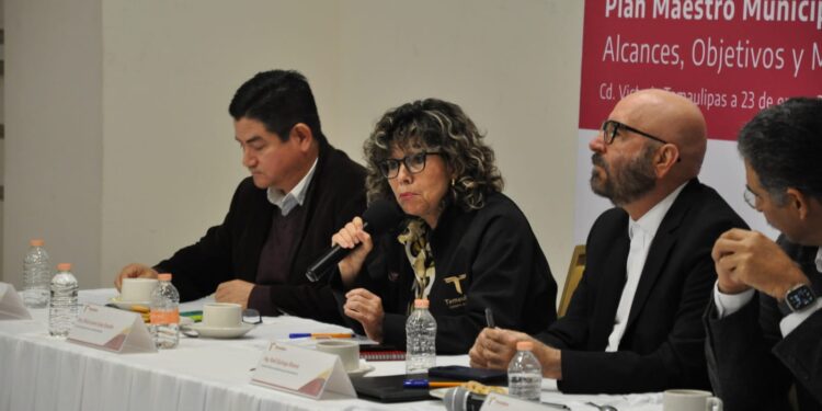 Presenta SRH objetivos para elaboración del Plan Maestro Municipal de Infraestructura Hidráulica a alcaldes y organismos operadores