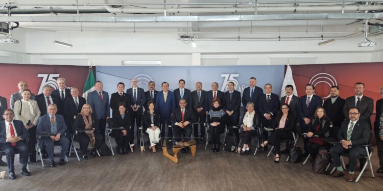 Rector de la UAT participa en el acuerdo nacional de la educación superior y el sector empresarial