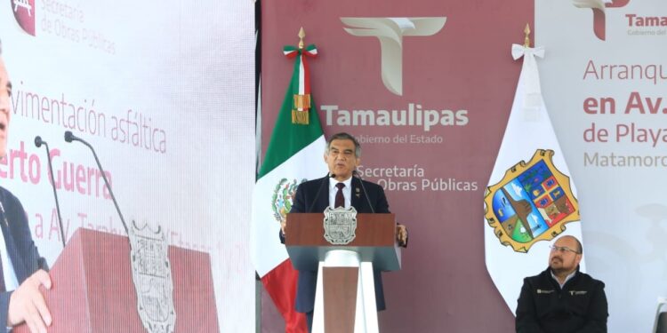 Asiste Américo al 199 aniversario de Matamoros; entrega obras y patrullas