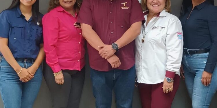 Fomentan inclusión de mujeres en el sector del transporte público en Ciudad Madero