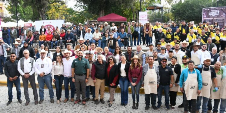 Realizan con éxito Primer Festival del Cabrito