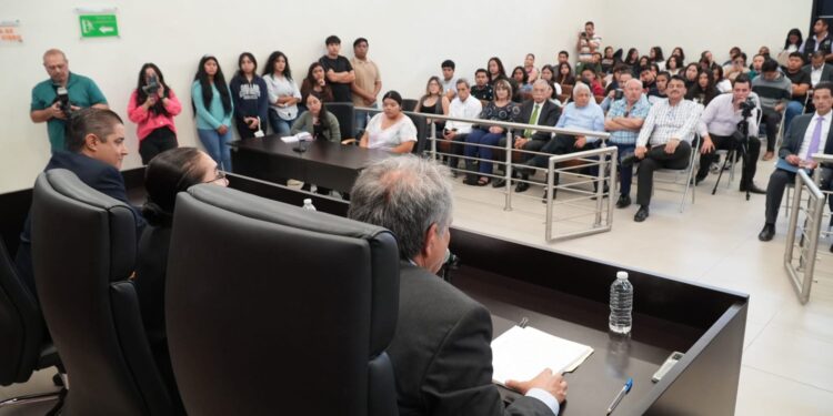 Realiza la UAT semana académica de la Constitución