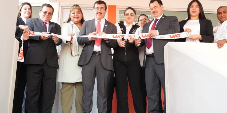 Rector de la UAT inaugura obras y fortalece infraestructura en la Facultad de Derecho Victoria