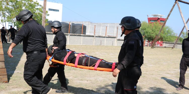 Reciben policías de la Guardia Estatal capacitación en atención prehospitalaria
