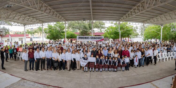 Entrega SET mobiliario en educación básica e inaugura aulas en Altamira