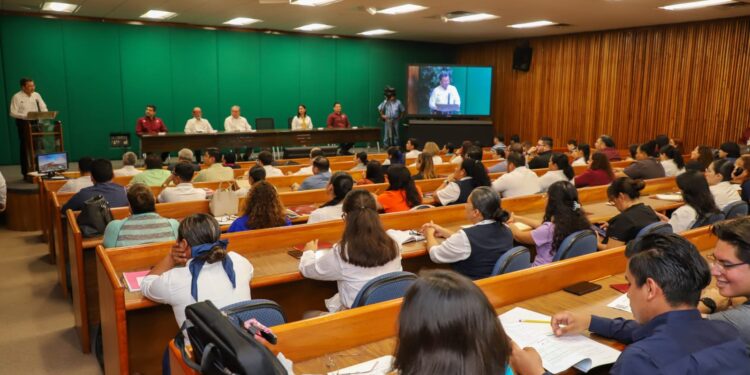 Realiza SST capacitación sobre detección oportuna de cáncer infantil