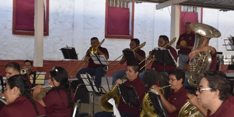 Ofrece Banda de Música del Estado de Tamaulipas por primera vez concierto al interior del CEDES Victoria