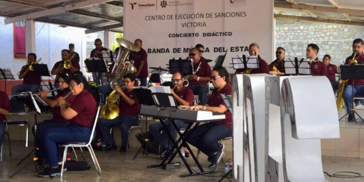 Ofrece Banda de Música del Estado de Tamaulipas por primera vez concierto al interior del CEDES Victoria