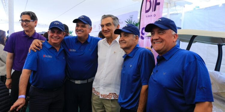 Premia gobernador Américo Villarreal a ganadores de Torneo de Golf DIF Tampico 2025