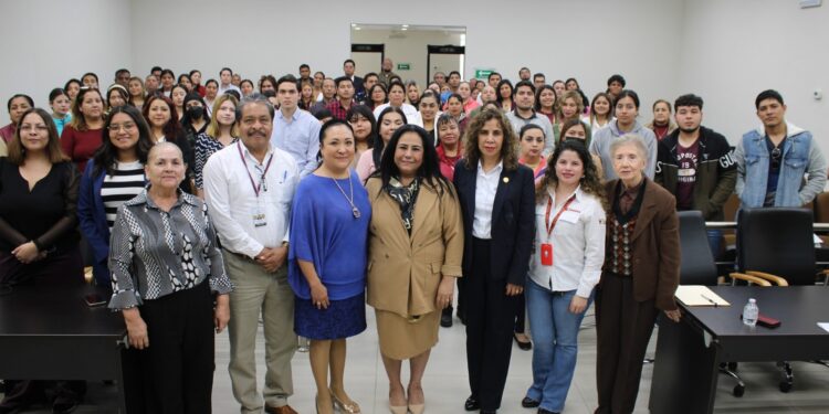 Imparte la UAT curso taller sobre Mediación