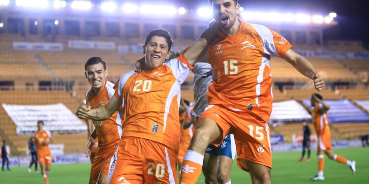 Triunfa Correcaminos de visita ante Alebrijes