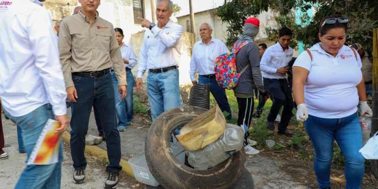 Aplica SST estrategia preventiva contra el dengue: elimina criaderos