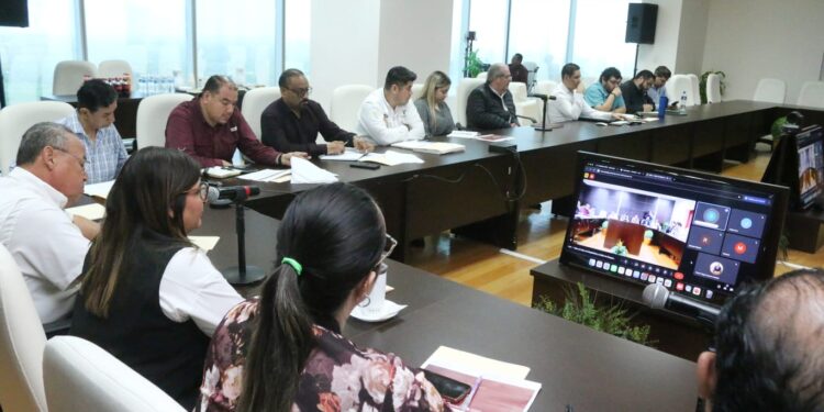 Evalúan proyecto para modernizar manejo de basura en Victoria