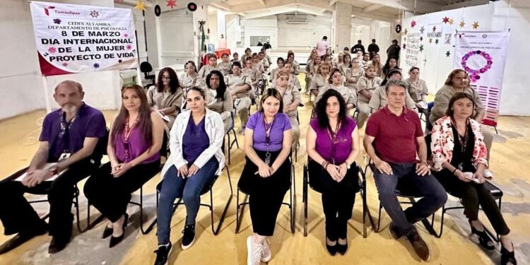 Mujeres de CEDES Altamira elaboran proyecto de vida en el marco del Día Internacional de la Mujer