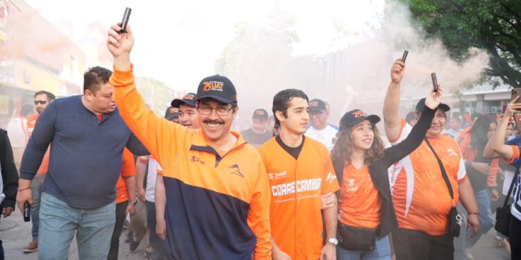 CORRECAMINOS TRIUNFA EN CASA