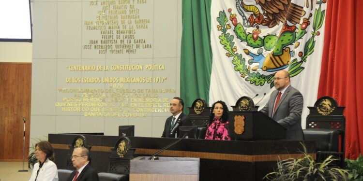 Recibe Congreso de Tamaulipas, el Tercer Informe de Américo Villarreal