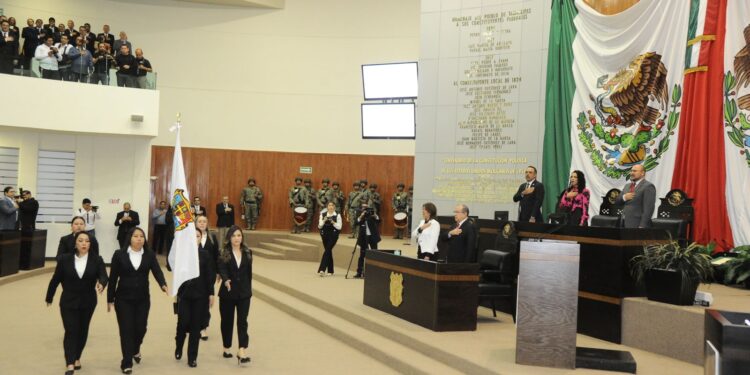 Recibe Congreso de Tamaulipas, el Tercer Informe de Américo Villarreal