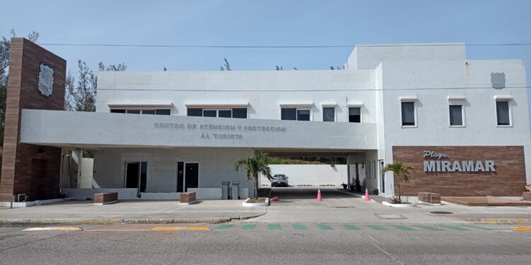 Prepara Tamaulipas 10 módulos para la atención de turistas