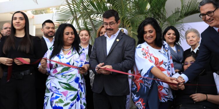 Preside rector Dámaso Anaya firma de convenio UAT y TRIELTAM