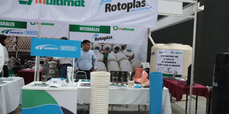 Llama Américo Villarreal a poner fin a la privatización del agua