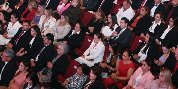 Presenta María de Villarreal su segundo informe de actividades al frente del DIF Tamaulipas