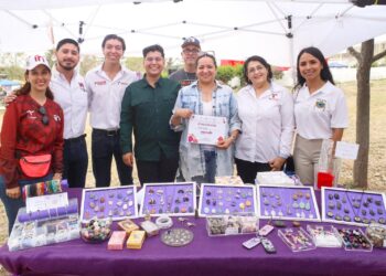 Realiza Injuve Mercado Tamaulipas en apoyo a la juventud emprendedora de Matamoros