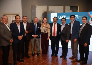 Presenta rector de la UAT nueva Licenciatura en Autotransporte de Carga