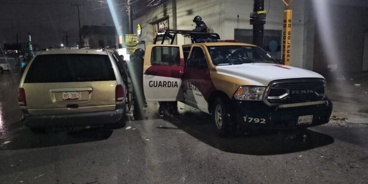 Recorre Guardia Estatal sectores afectados por inundaciones en Reynosa y realiza labores de rescate