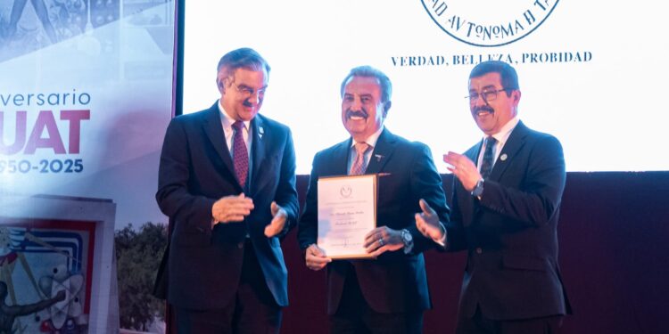 Gobernador y rector presiden lanzamiento de la Fundación UAT