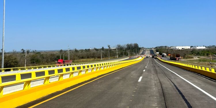 Concluye Gobierno de Américo “Puente de la Esperanza”