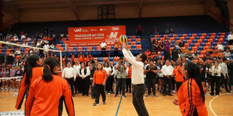 Inaugura Dámaso Anaya el Primer Torneo de la Liga Deportiva “UAT Transforma”